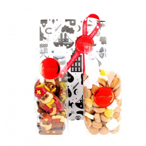 Zak van Sinterklaas met strooigoed