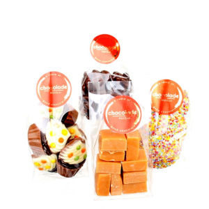 Alternative view of Chocolade in feestelijk sterrentasje